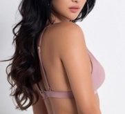 Kurtköy Kendi Dairesinde Görüşmeye Çağıran Escort Alina